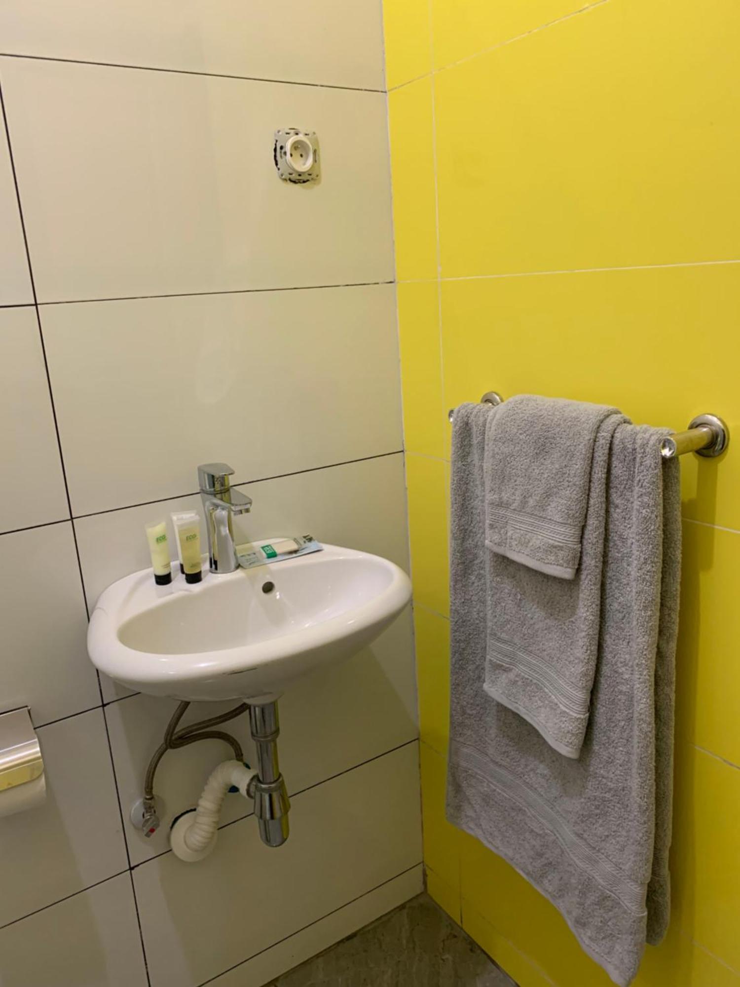 J Martins Apart Hotel 塔拉法尔 外观 照片